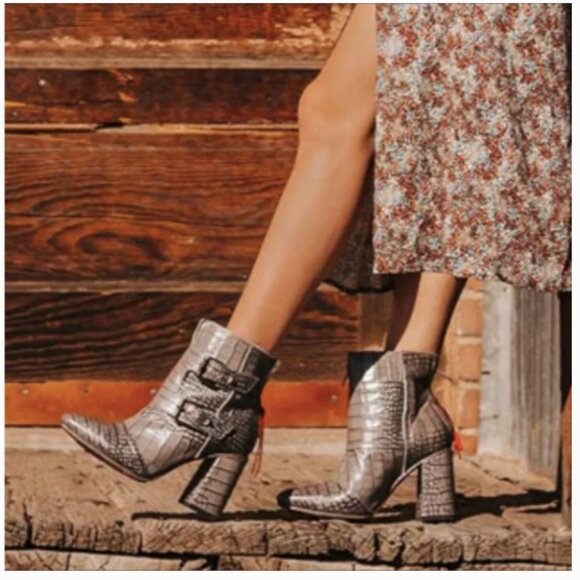 FREEBIRD Joey Stone Croco Leather Boots Women's Size